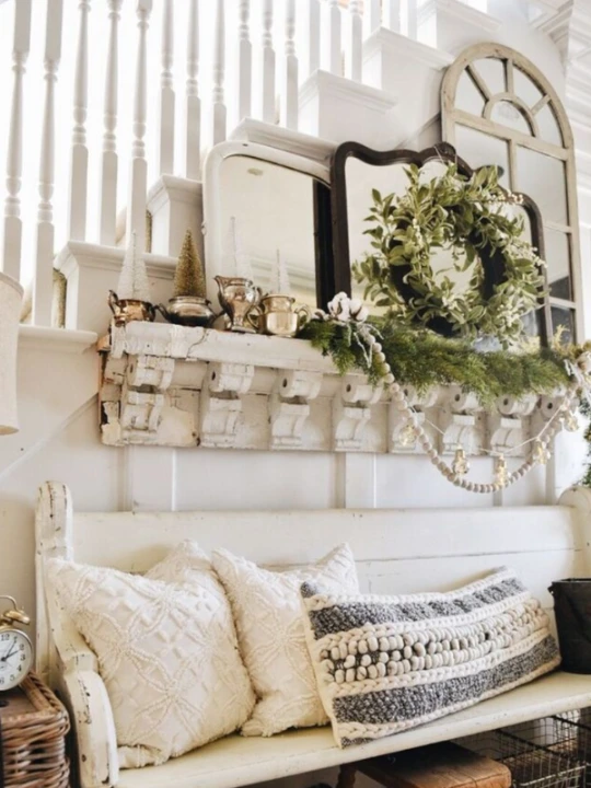 Christmas Mudroom Ideas 4