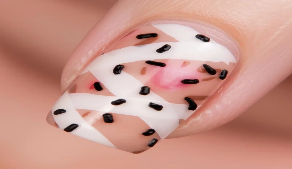 Glazed Donut Mummy Nails