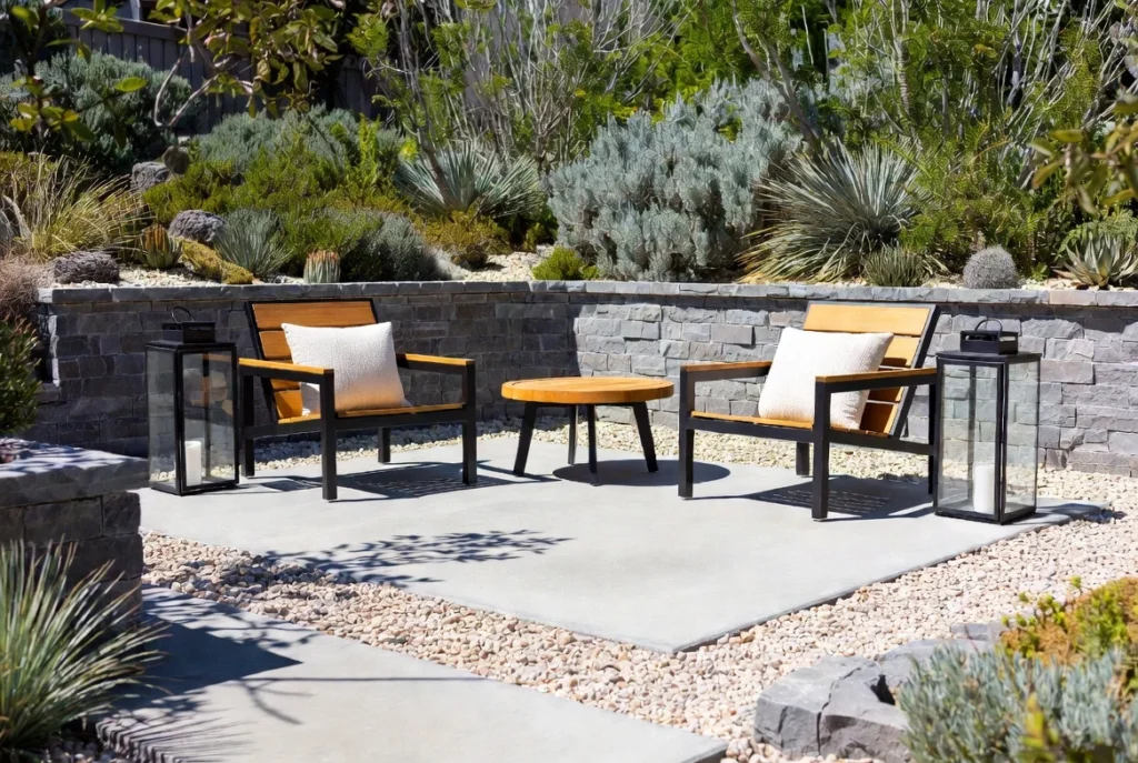Gravel Border Framing