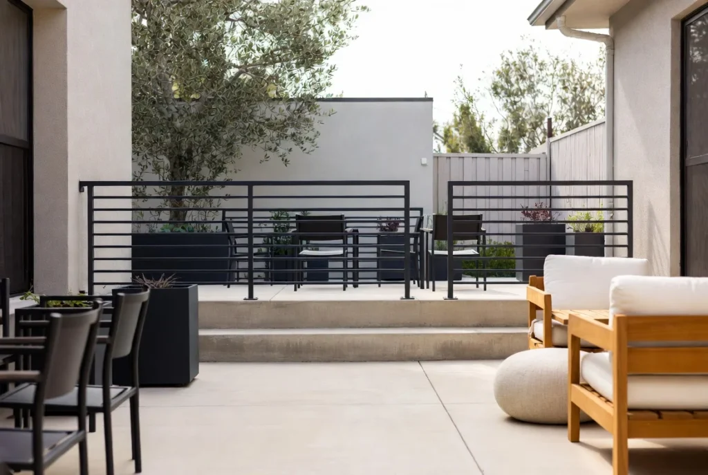 Minimalist Black Accents