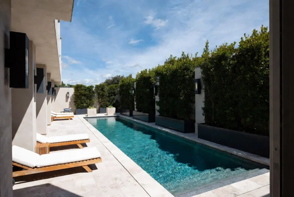 Poolside Seating Strip
